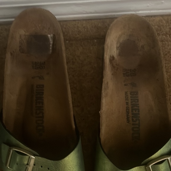 Birkenstocks slides 38 7.5 8 ladies metallic lime green excellent condition - Picture 5 of 6